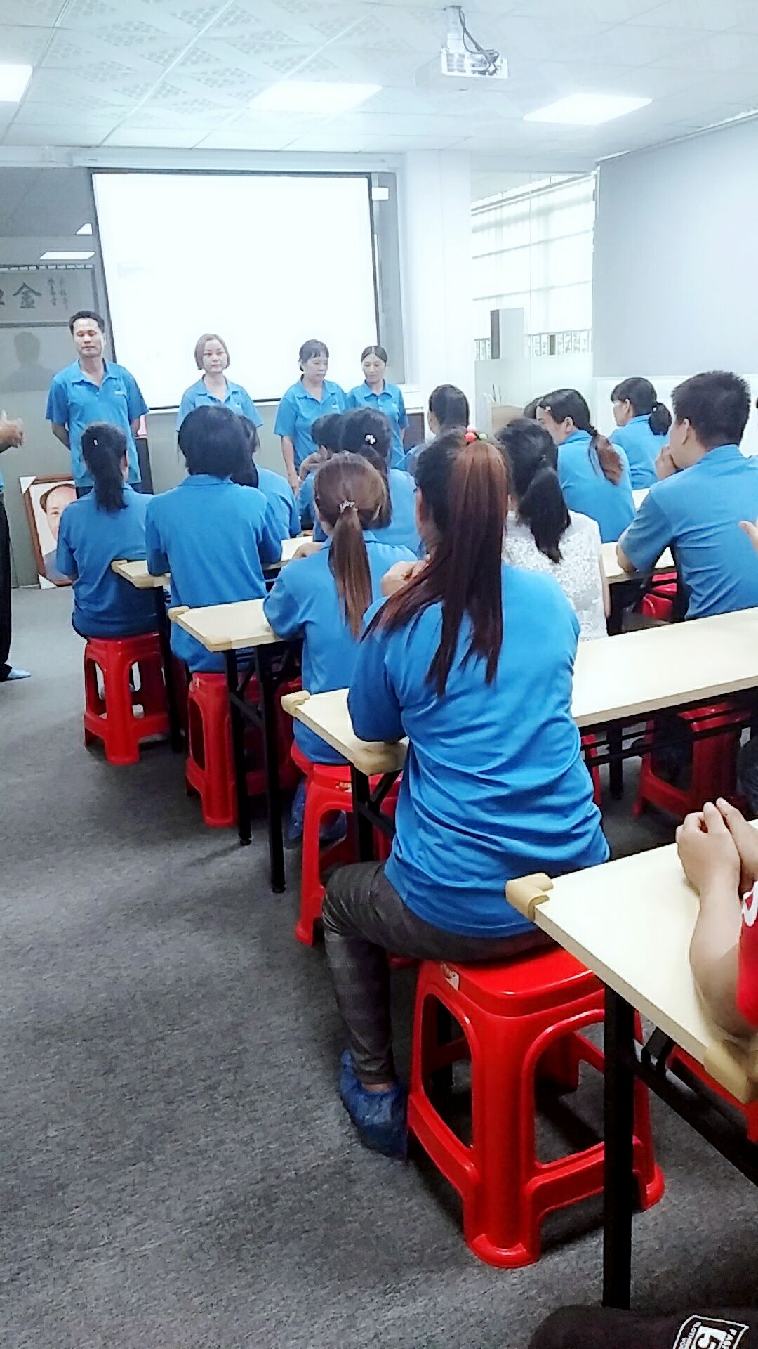 4C42F5860A48F199BB943436F238A892.jpg 4C42F5860A48F199BB943436F238A892.jpg