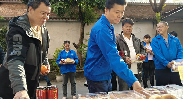 一份緊急訂單，藏著最動人的互相成就 |廣有五金&東莞合頁?